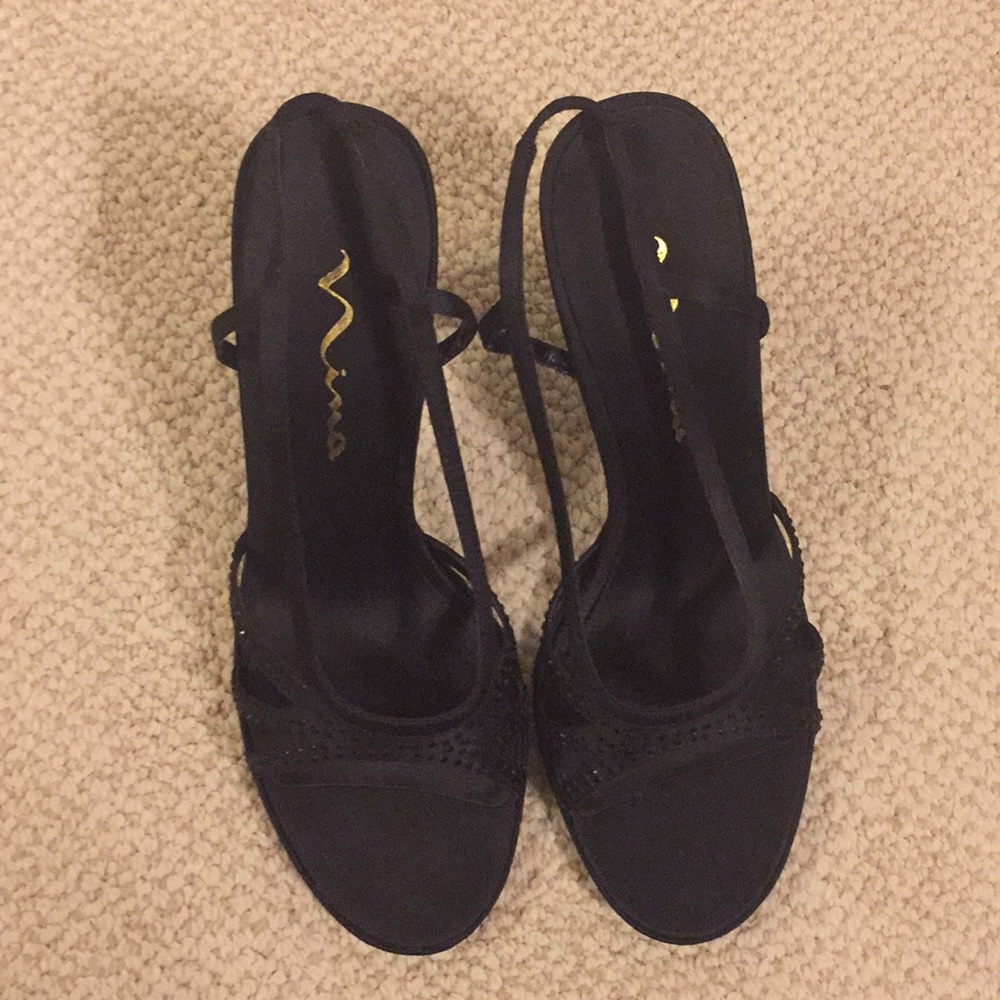 Nina Black Heels with small Rhinestones